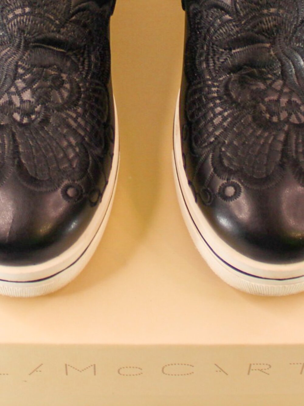 Stella McCartney Binx Star Embroidered Vegan Leather Platform Skater - Picture 4 of 9